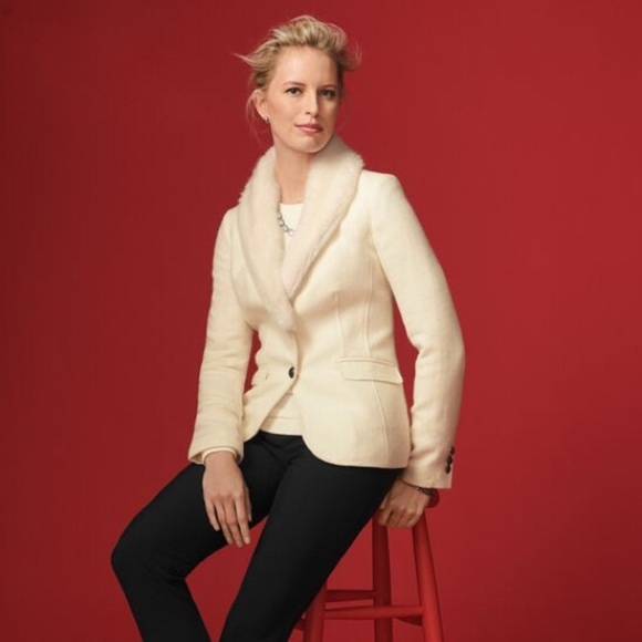 Talbots Jackets & Blazers - TALBOTS FAUX FUR COLLAR SHETLAND WOOL BLAZER